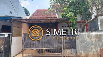 tampak depan dijual rumah di komplek griya