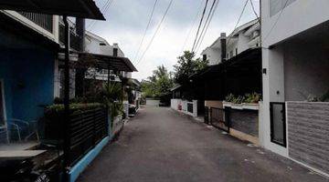 foto lainnya dijual rumah 2 lantai di