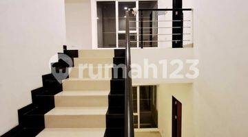 Gambar 3 Rumah Mewah Murah Cluster Onyx Alam Sutera Tangerang