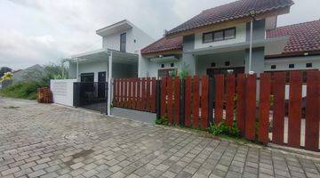 Gambar 3 Rumah Dekat Ringroad Barat, SHM Pekarangan Siap Balik Nama