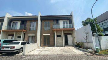 Gambar 1 Rumah Greenland Residence Gresik Cluster Garbera 2 Lantai Hadap Selatan