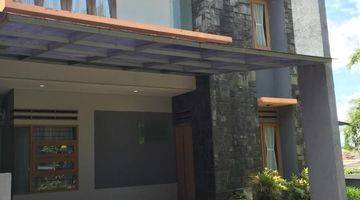 Gambar 1 Dijual Rumah Siap Huni View Cantik Sejuk Furnished Di Cigadung Sayap Dago Bandung