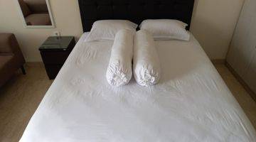 kamar tidur apartemen cantik full furnish menteng