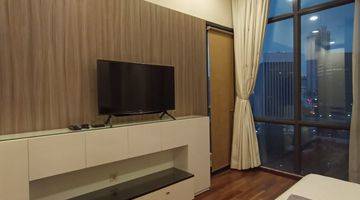 kamar tidur apartemen cantik senopati penthouse jaksel