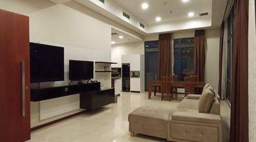 ruang keluarga apartemen cantik senopati penthouse jaksel