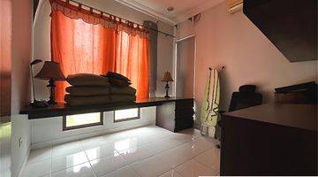 Gambar 3 Rumah Full Furnished di Kota Wisata, Cibubur