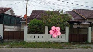 Gambar 5 Rumah Sewa Semi Perabot Dekat Jalan Sekolah Rumbai