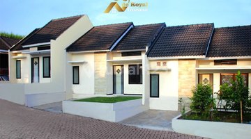 tampak depan rumah siap huni dekat puskesmas