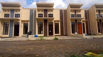 tampak depan rumah 2 lantai murah lawang