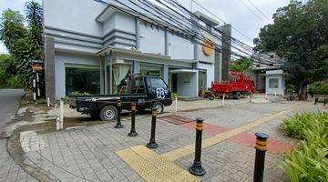 Gambar 2 Gedung atau Office lokasi strategis derah Commersil di Jakarta Selatan