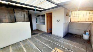 Gambar 5 Rumah bagus Pejaten jatipadang 3 lantai 3 kmr 65jt/thn PAS