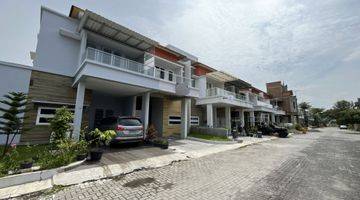 Gambar 1 Di Jual 1 Unit Villa Di Komplek Givemcy One