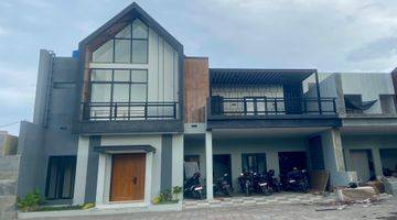 Gambar 2 Rumah 2 Lantai Scandinavian Carport 2 Mobil Dan Balkon Mewah