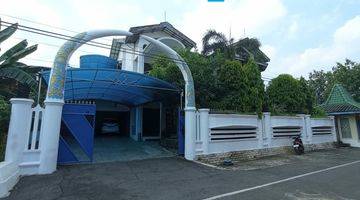 Gambar 1 Rumah mewah full furnished strategis di Colomadu, solo