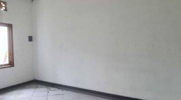 Gambar 1 Rumah bagus siap pakai dekat pintu tol bandara adi soemarmo solo