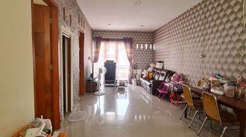 Gambar 3 Rumah Bagus Full Furnished Cluster Gentan Dekat Solo Baru