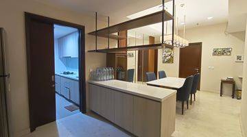 Gambar 1 Apartemen The  Kesington 3 Kamar Tidur Bagus Furnished Private Lift