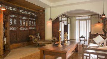 Gambar 4 Luxury 6 Bedroom In Great Location Seminyak