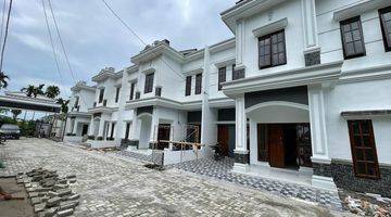 Gambar 1 Dijual Rumah 2 Lantai Mewah, Lokasi Pusat Kota Medan