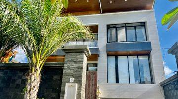 Gambar 3 Villa mewah 4 Lantai di Renon Bali view pedesaan sawah 