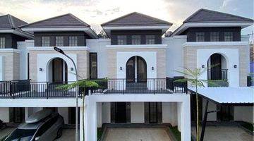 Gambar 2 Rumah Mewah Klasik Modern 3lantai