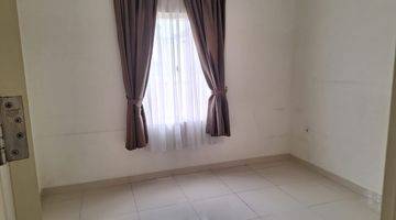 Gambar 5 Dijual rumah goldfinch the springs 