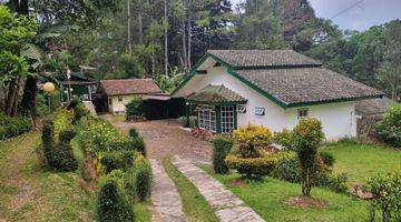 Gambar 2 Villa Di Cisarua Puncak Bogor