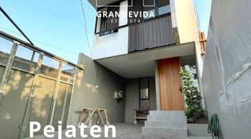 Gambar 1 Rumah Baru Di Pejaten Barat Design Modern Minimalis Lokasi Sgrategis