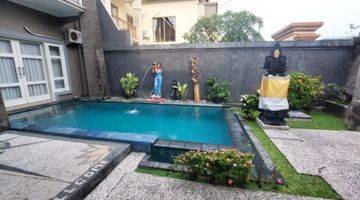 kolam renang villa murah full furnished di