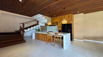 Gambar 3 Villa Mewah Full Furnished Di Dekat Canggu Badung