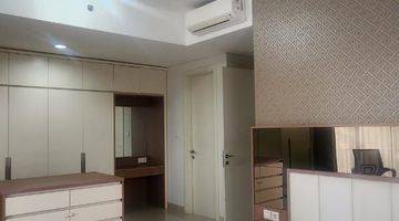 Gambar 3 Apartemen Rainbow  spring condovilas siap huni 4 BR view danau Furnished