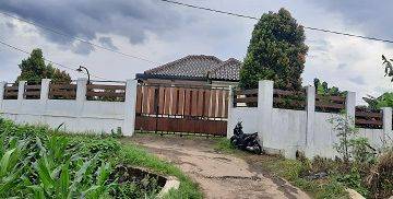 Gambar 1 Dijual Rumah Kebun di Bogor View Gunung Salak