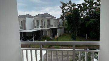 Gambar 2 Serius  Rumah Cantik Bonus Full Furnished di The Savia, Nusaloka BSD.