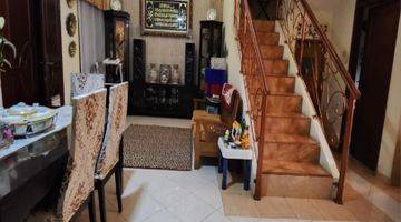 Gambar 4 Dijual Murah Rumah 2 Lantai Full Furnished di Raffles Hills Cibubur