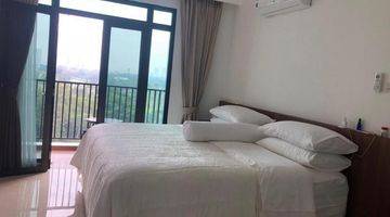 Gambar 2 Apartemen Hampton Park 3 Kamar Tidur 152sqm View Golf