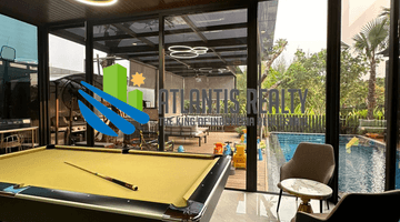 Gambar 3 Rumah Mewah Full Furnished Dengan Swimming Pool di Navapark Bsd, View Danau