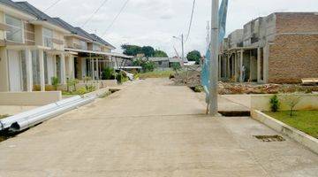 Gambar 3 Rumah Dalam Cluster One Gate System Dekat Gerbang Tol jatiwarna