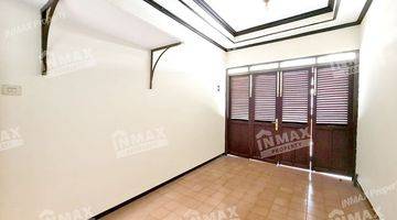 Gambar 2 Rumah Furnished 3 Kamar di Bukit Tanggul Tidar, Row Jalan Lebar