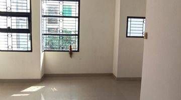 Gambar 5 Dijual Cepat Rumah Modern Minimalis. Anti Banjir