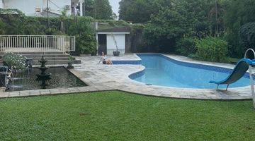 Gambar 5 Rumah Mewah Hoek 2 Lantai + Swimming Pool