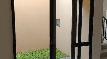 Gambar 4 Rumah 2 Lantai Bagus Unfurnished SHM di Cireundeu, Tangerang