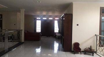 Gambar 3 Rumah 2 Lantai Furnished Lokasi Strategis di Lowokwaru, Malang