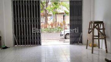 ruang tamu jual ruko 3 lantai klampis