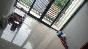 ruang tamu rumah bagus di jl. kanser,