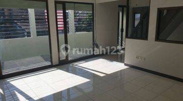 Gambar 3 Dijual Rumah Strategis Cocok Untuk Rumah Kantor Toko Di Sarijadi Bandung