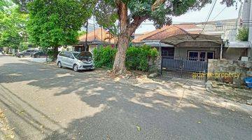 Gambar 1 Dijual Rumah Lama Cocok Bangun Area Tenang