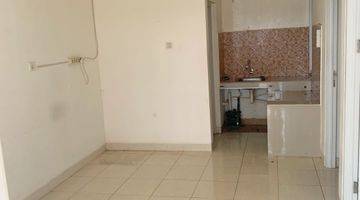 ruang keluarga rumah di paradise serpong city,