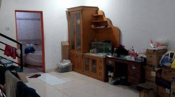 Gambar 3 Dijual Ruko Full Renov 