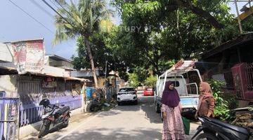 Gambar 5 Rumah Tua Dekat Kampus UNM Di Makassar  