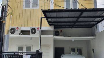 Gambar 1 Dijul Cepat Rumah 2 Lantai Baru Renovasi Lingkungan  Bagus  Timur